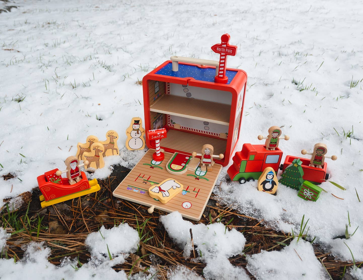 Suitcase Series: Santa's Christmas Workshop - Image 2